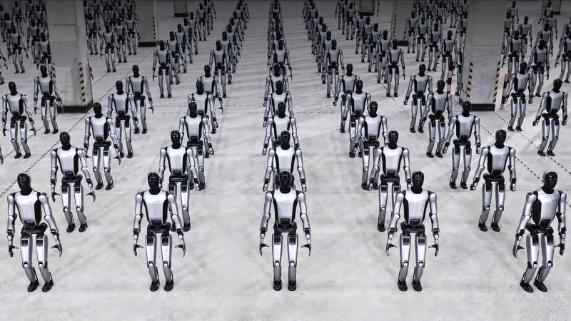 Veći broj robota Walker S2 u hali – serijska isporuka